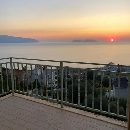 Panorama *